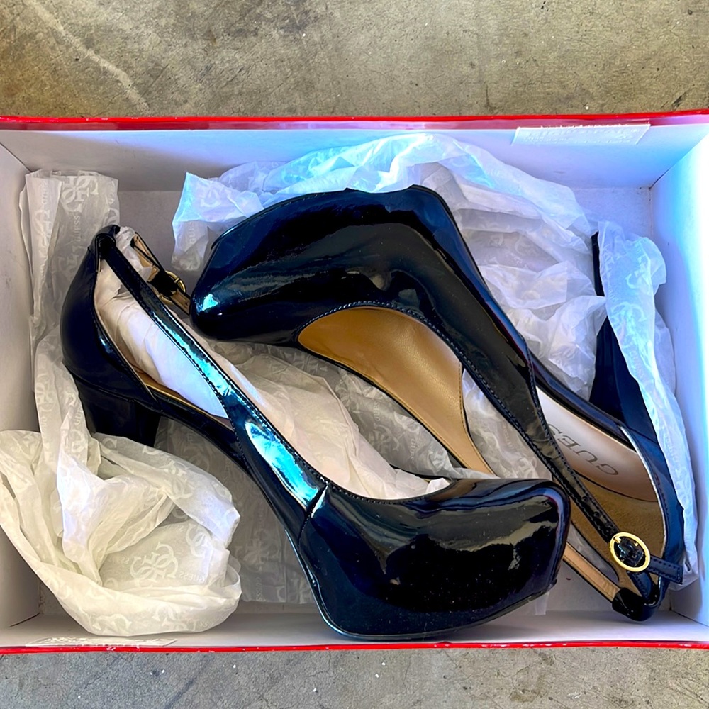 Guess black heels